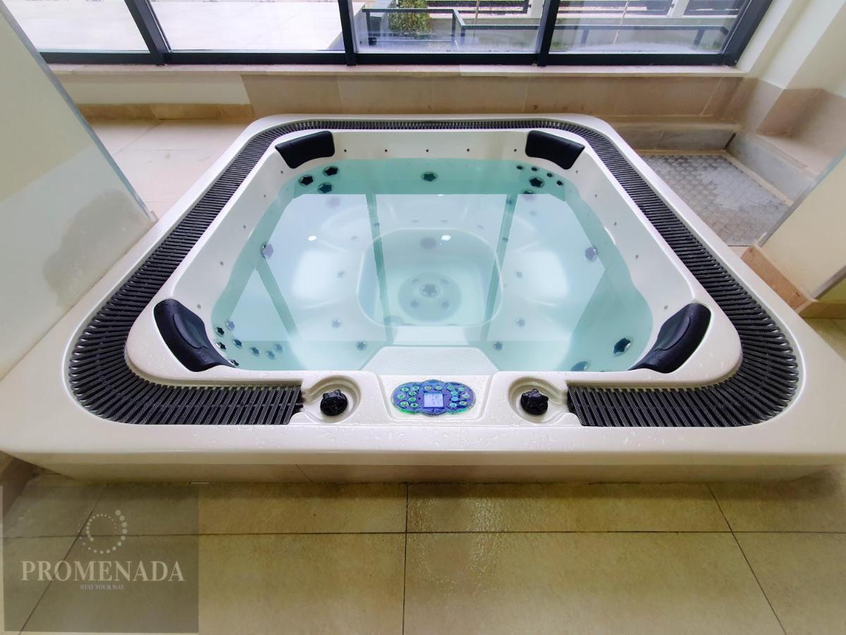 Sunfest Aparthotel Pool & Spa Mamaia Nord Năvodari Buitenkant foto